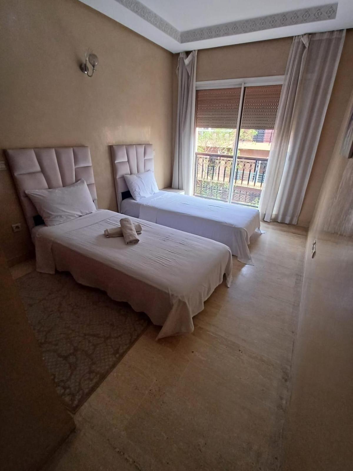 Apartment Familial Hamza 2 *